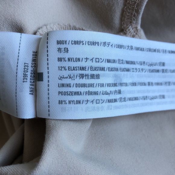 Abercrombie and Fitch Soft Matte Seamless Bodysuit Nude Mock Neck Long Sleeve - Picture 11 of 14